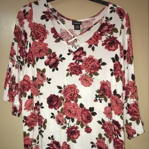 Torrid Red Rose Blouse Size 2x